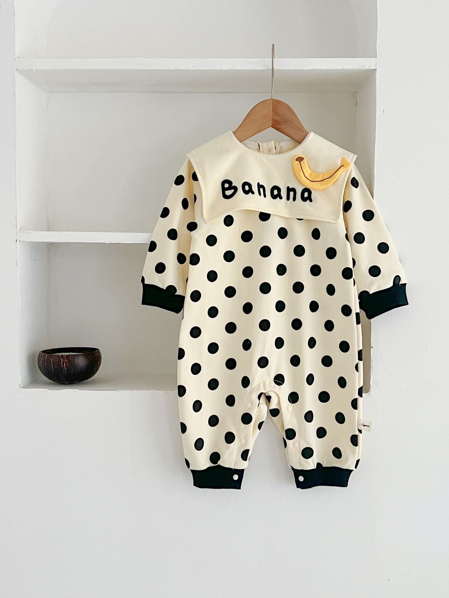 🍌 Baby Polka Dot Banana Romper – Cute & Playful One-Piece Outfit 👶🖤