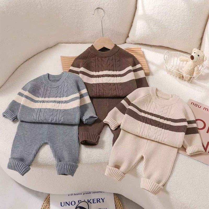 🧸 Baby Knit Set – Cozy & Warm 👶❄️