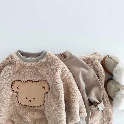 🧸 Baby Teddy Fleece Outfit Set – Warm Sweatshirt & Pants 2-Piece Winter Set 👶❄️