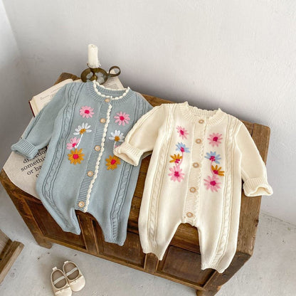 🌸 Knitted Baby Romper with Floral Embroidery – Cozy & Elegant 👶✨