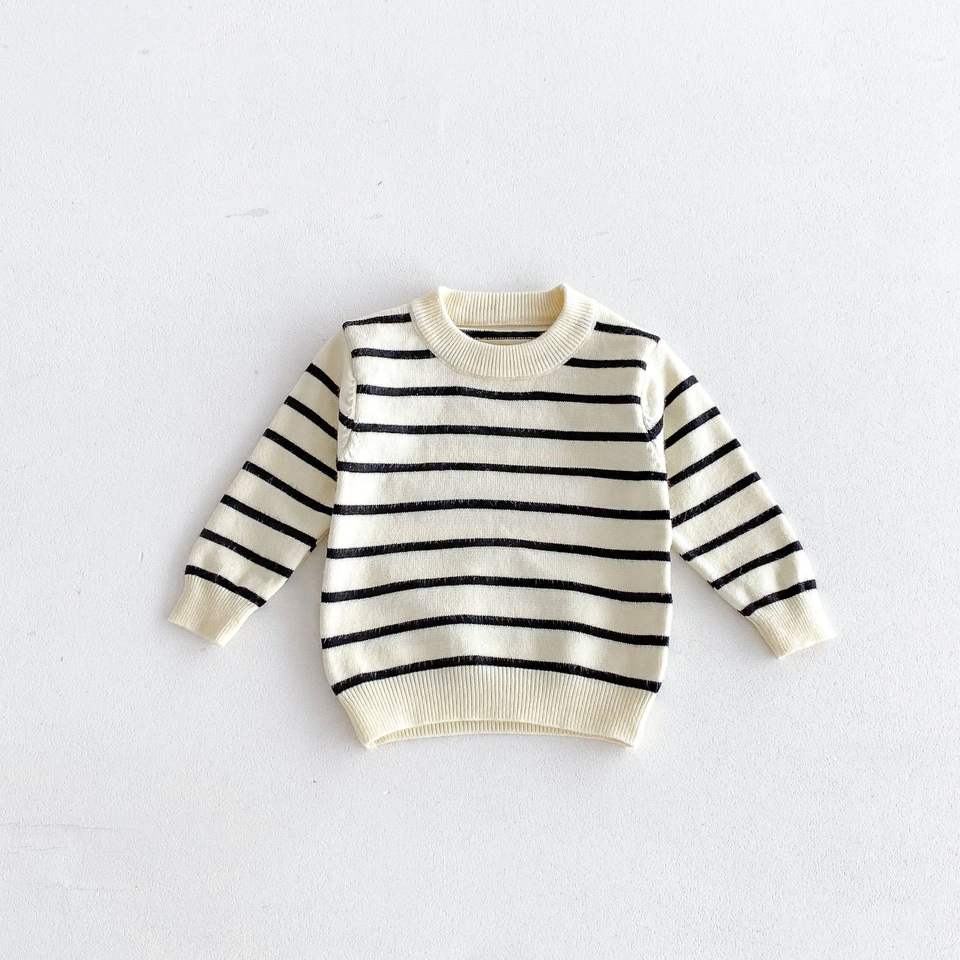 🖤 Baby Suspender Knit Set – Cozy & Stylish 👶✨