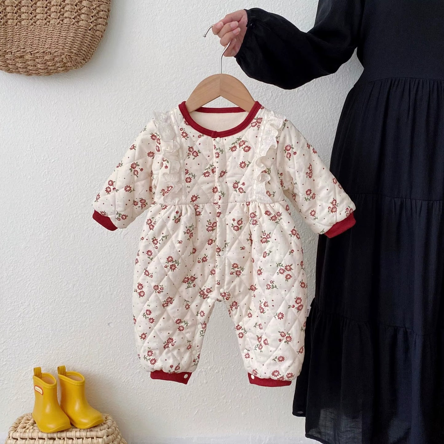 🌸 Baby Girl Floral Cotton Quilted Romper Dress – Thick Warm Princess Jumpsuit 🌸